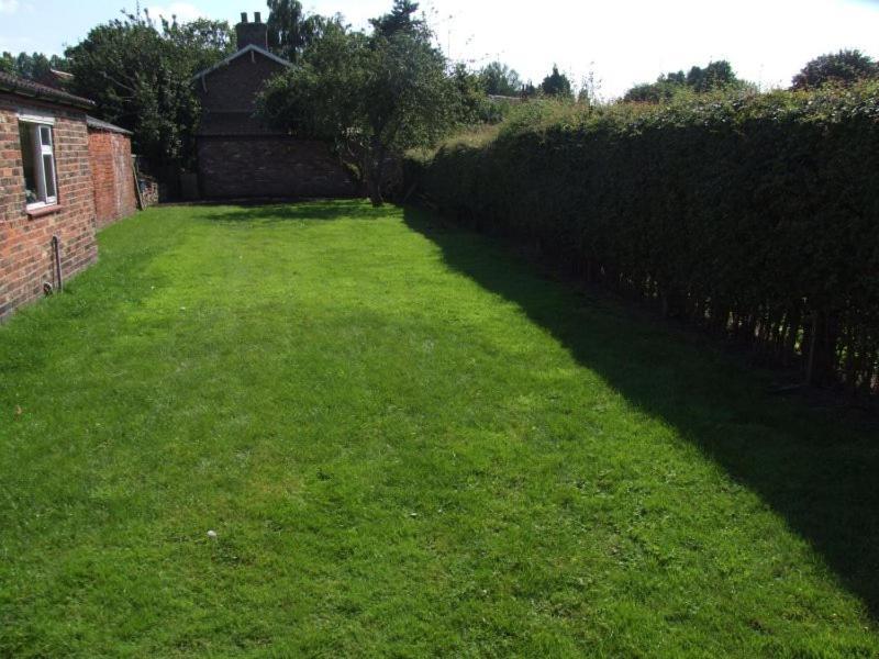 Firtrees Villa Selby Exterior photo